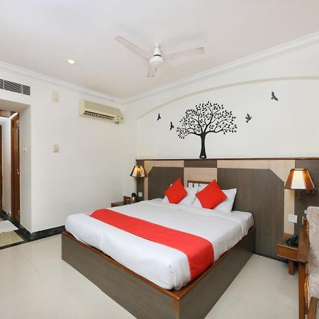 Oyo 1081 Hotel Sindhu International Tirupati Exteriér fotografie