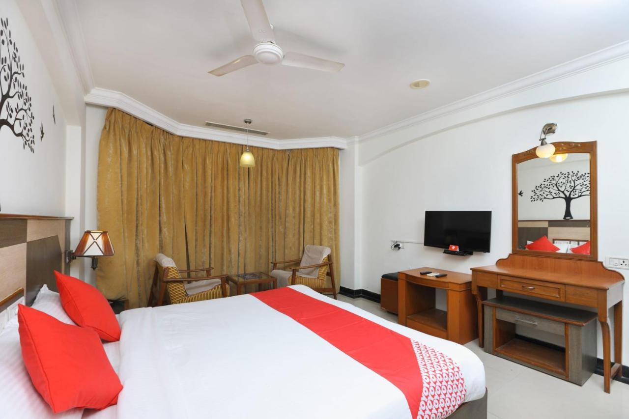 Oyo 1081 Hotel Sindhu International Tirupati Exteriér fotografie