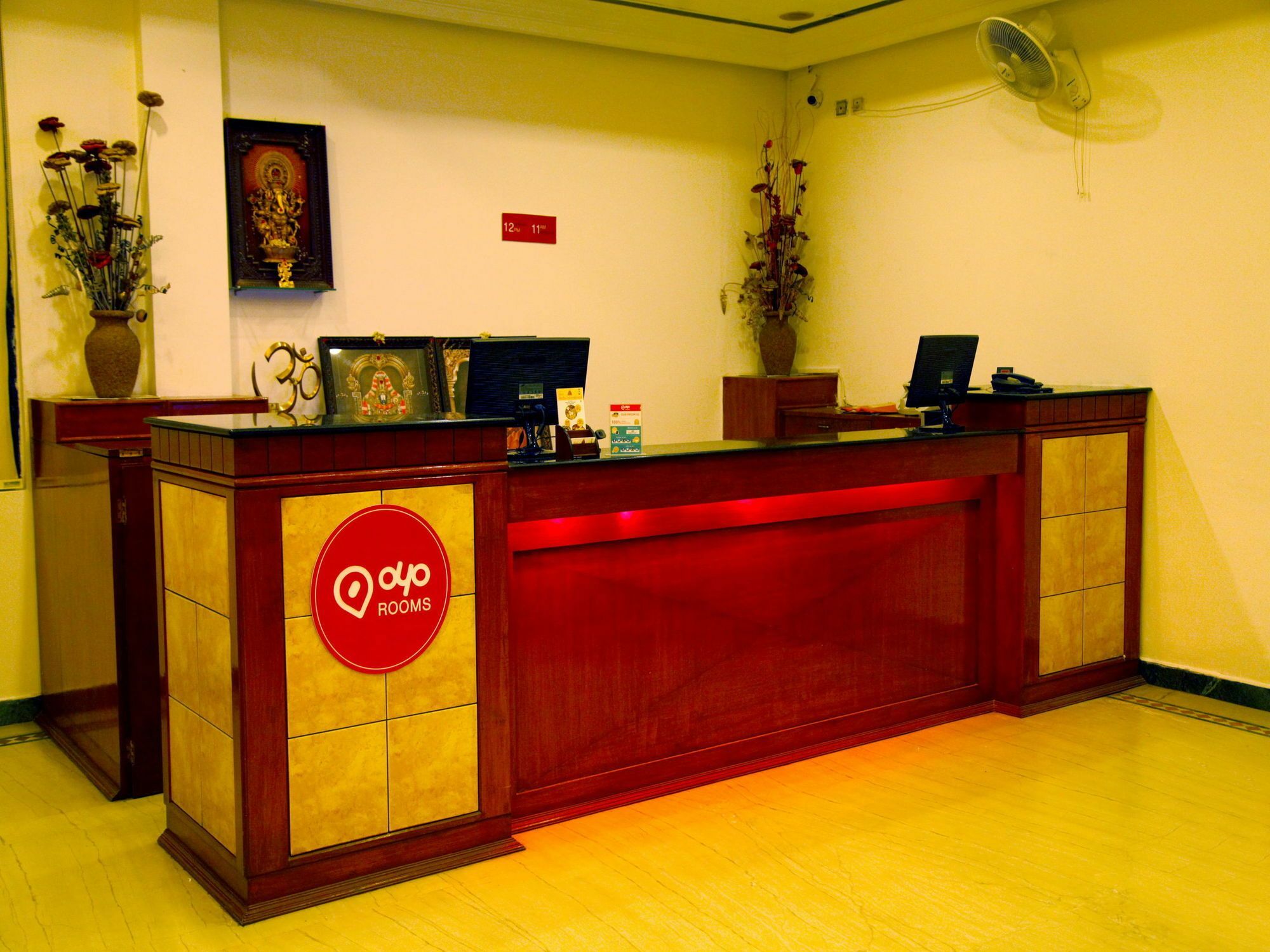 Oyo 1081 Hotel Sindhu International Tirupati Exteriér fotografie